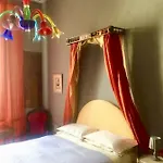 Palazzo Malaspina לינה וארוחת בוקר 3*