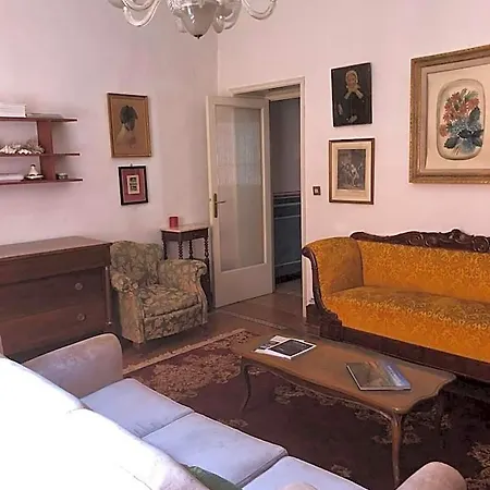 Palazzo Malaspina Alojamento de Acomodação e Pequeno-almoço Placência