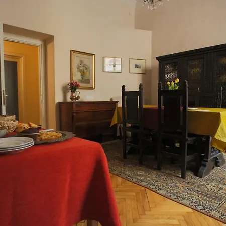Palazzo Malaspina Alojamento de Acomodação e Pequeno-almoço