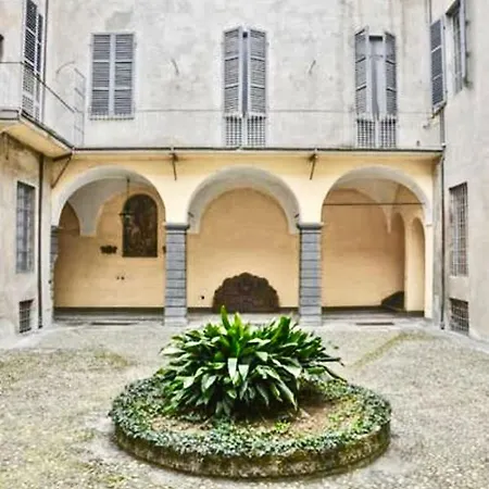 Palazzo Malaspina Bed & Breakfast *